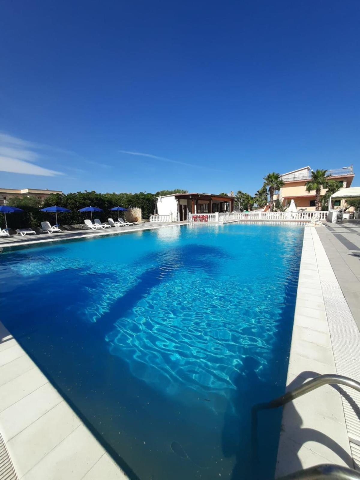 Residence Parco Del Sole Rodi Garganico Dış mekan fotoğraf