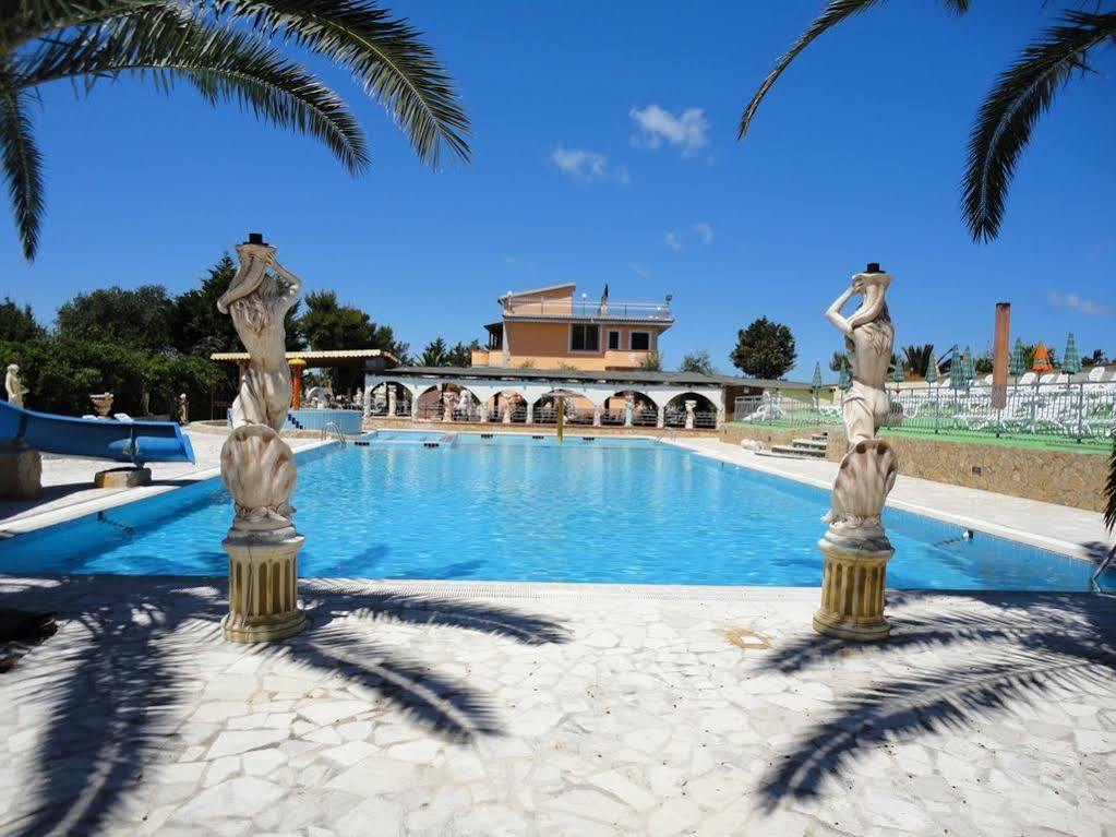 Residence Parco Del Sole Rodi Garganico Dış mekan fotoğraf